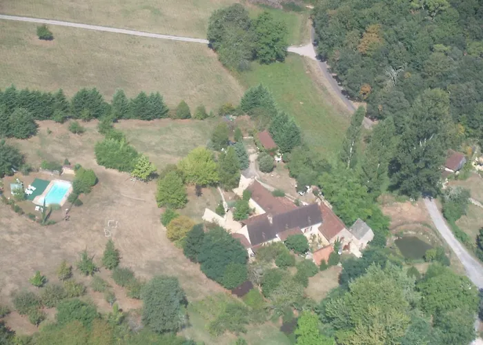 Le Clos De Carmensac Дом отдыха *